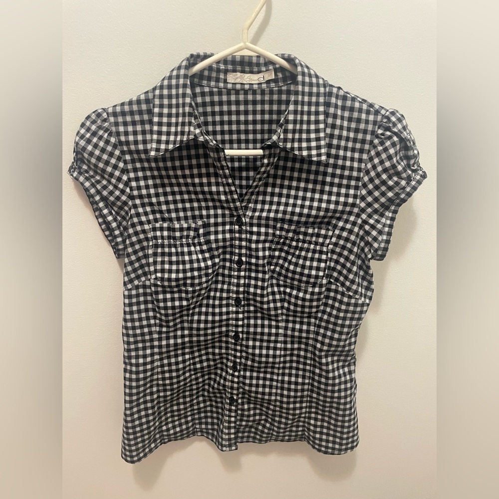 Cute, great condition blouse